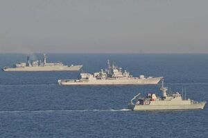 Фрегат "Гетман Сагайдачный" провел совместные тренировки с кораблями – участниками многонациональных учений