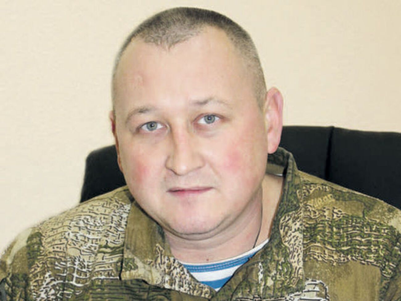 Марченко: С 2001 года, как я служу офицером в армии, ничего не изменилось. Дерьмо как давали, так и дают дальше