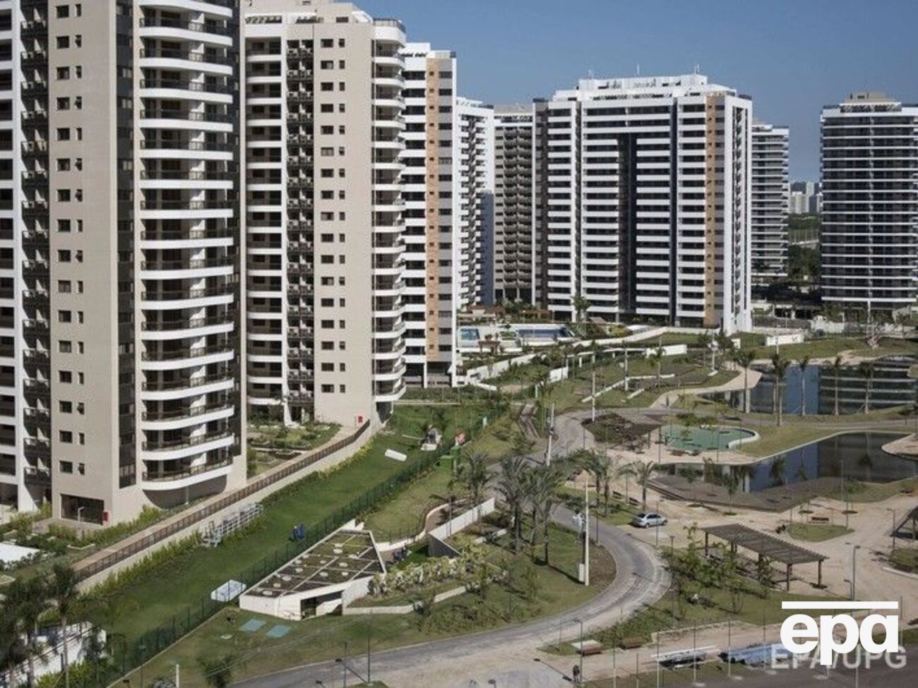 Олимпийская деревня открылась за 12 дней до Игр