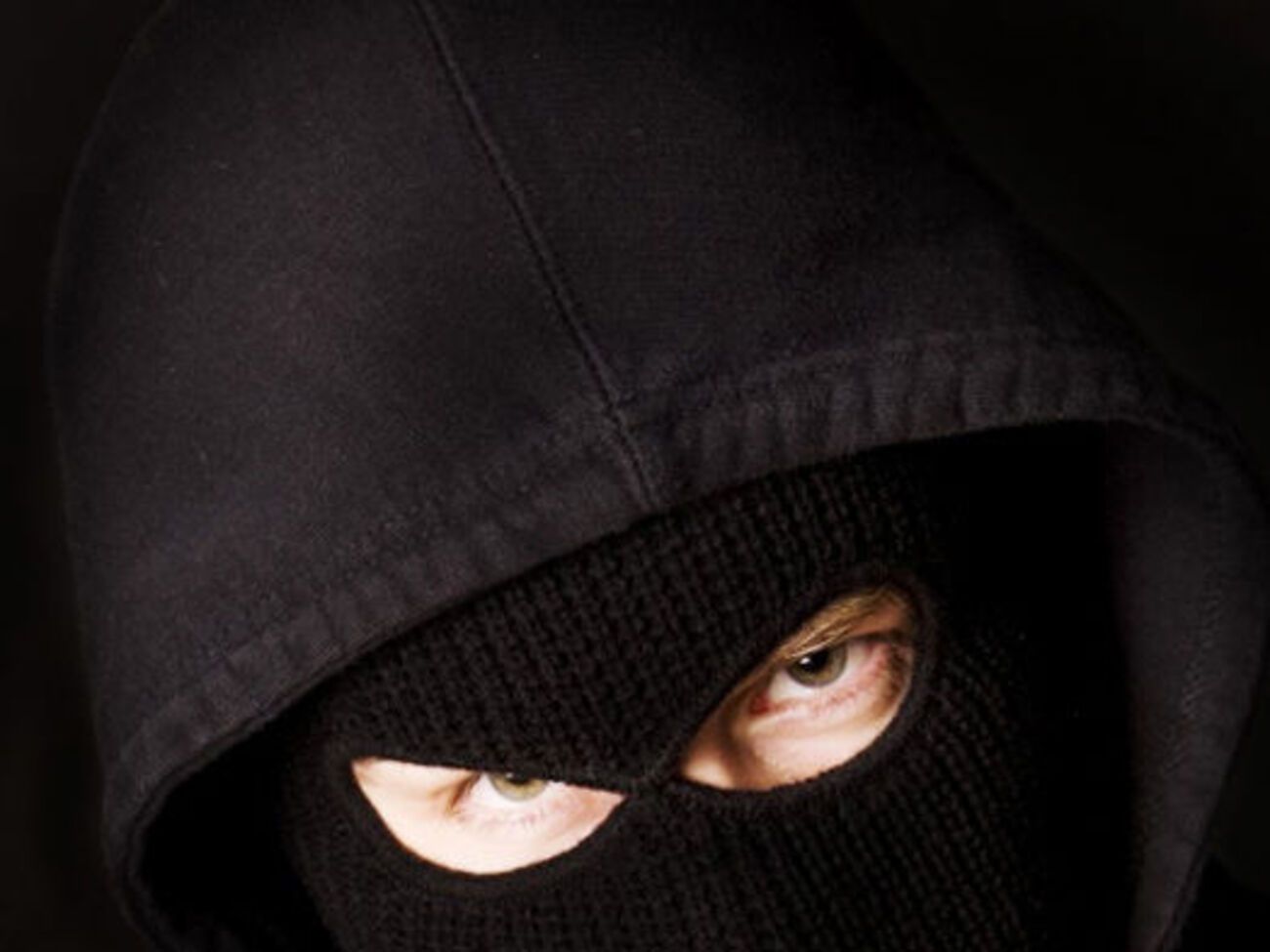 Во время похорон бойца АТО неизвестные грабили дом его семьи