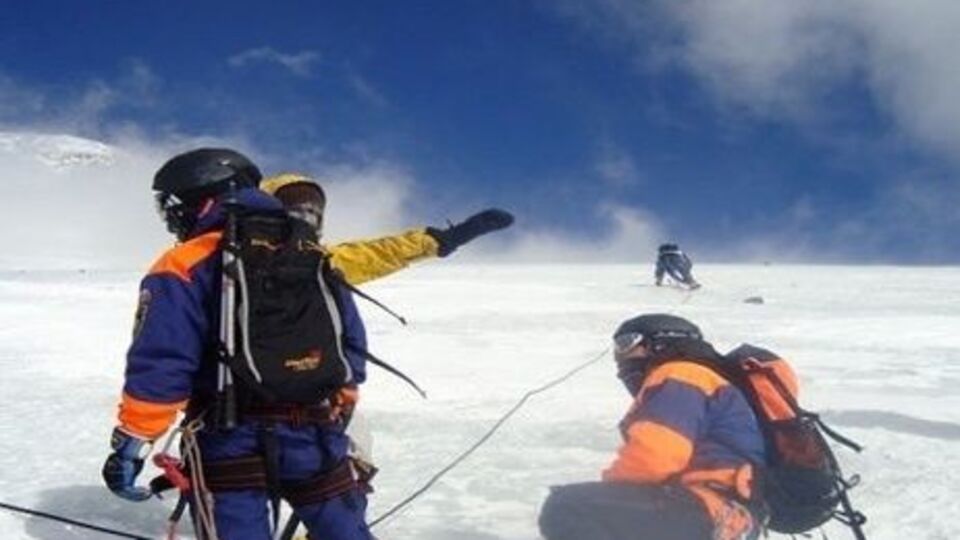 На грузинской горе Ушба нашли тело украинца