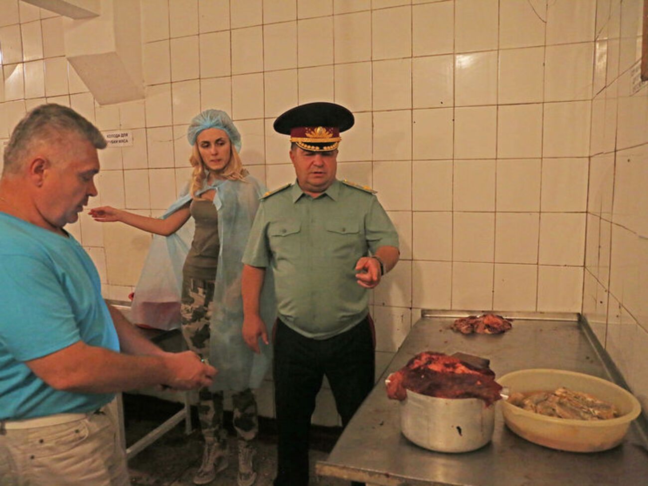 Полторак принял участие в проверке качества продуктов в одной из воинских частей в Одесской области
