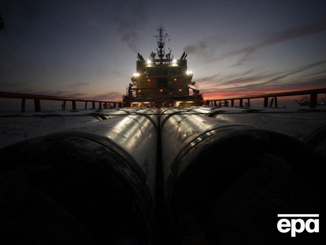 Нефть дешевеет