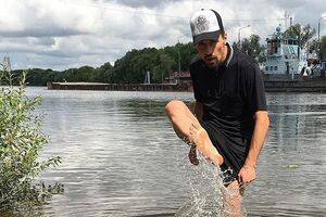 Внешность Билана обсудили пользователи соцсети