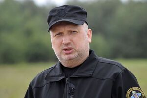 Турчинов рассказал о новом российском вооружении на Донбассе