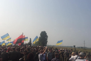 Среди протестующих были активисты ОУН и Самообороны