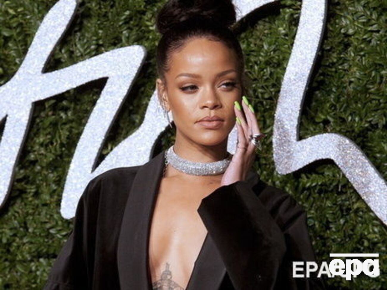 Рианна заявила, что не хочет видеть, как ее фаны ловят покемонов