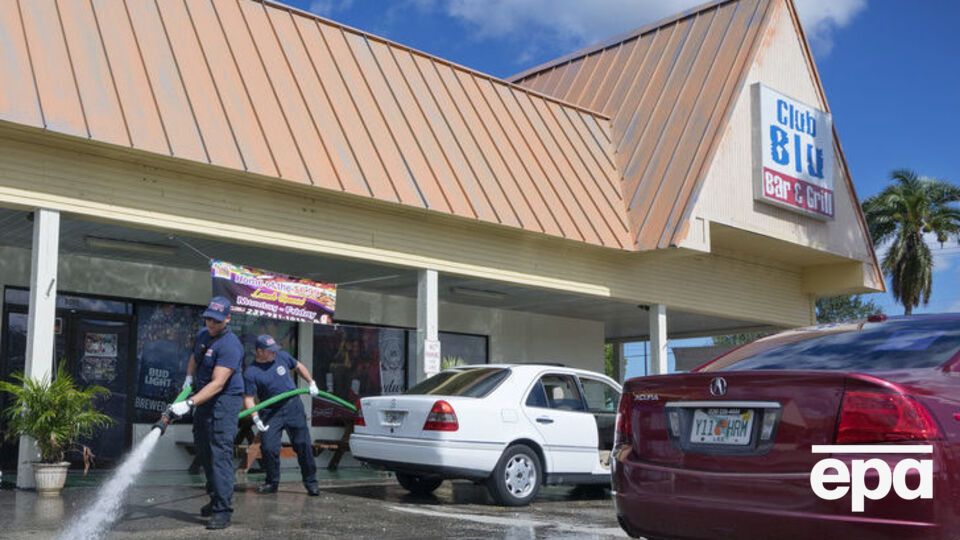 В результате стрельбы возле клуба погибли два человека