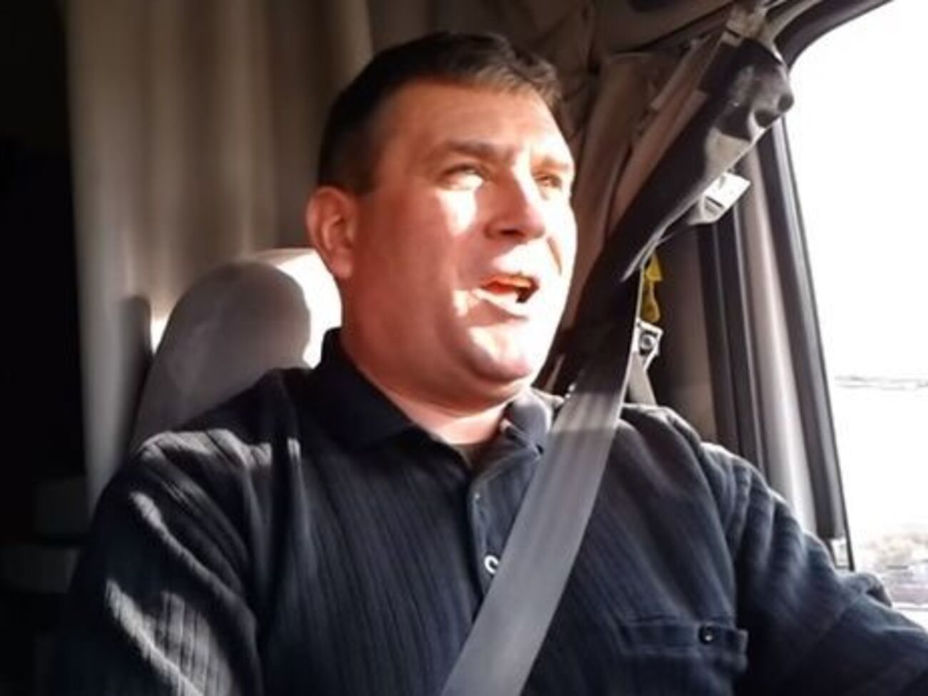 Вадим Дубовский:&nbsp;С огнем в груди и нервами из стали страны величие куют в ночи.&nbsp;Но почему чекисты не налили легкоатлетам правильной мочи?