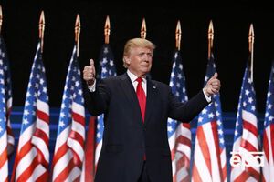 Трамп, по данным CNN, опережает Клинтон в президентском рейтинге