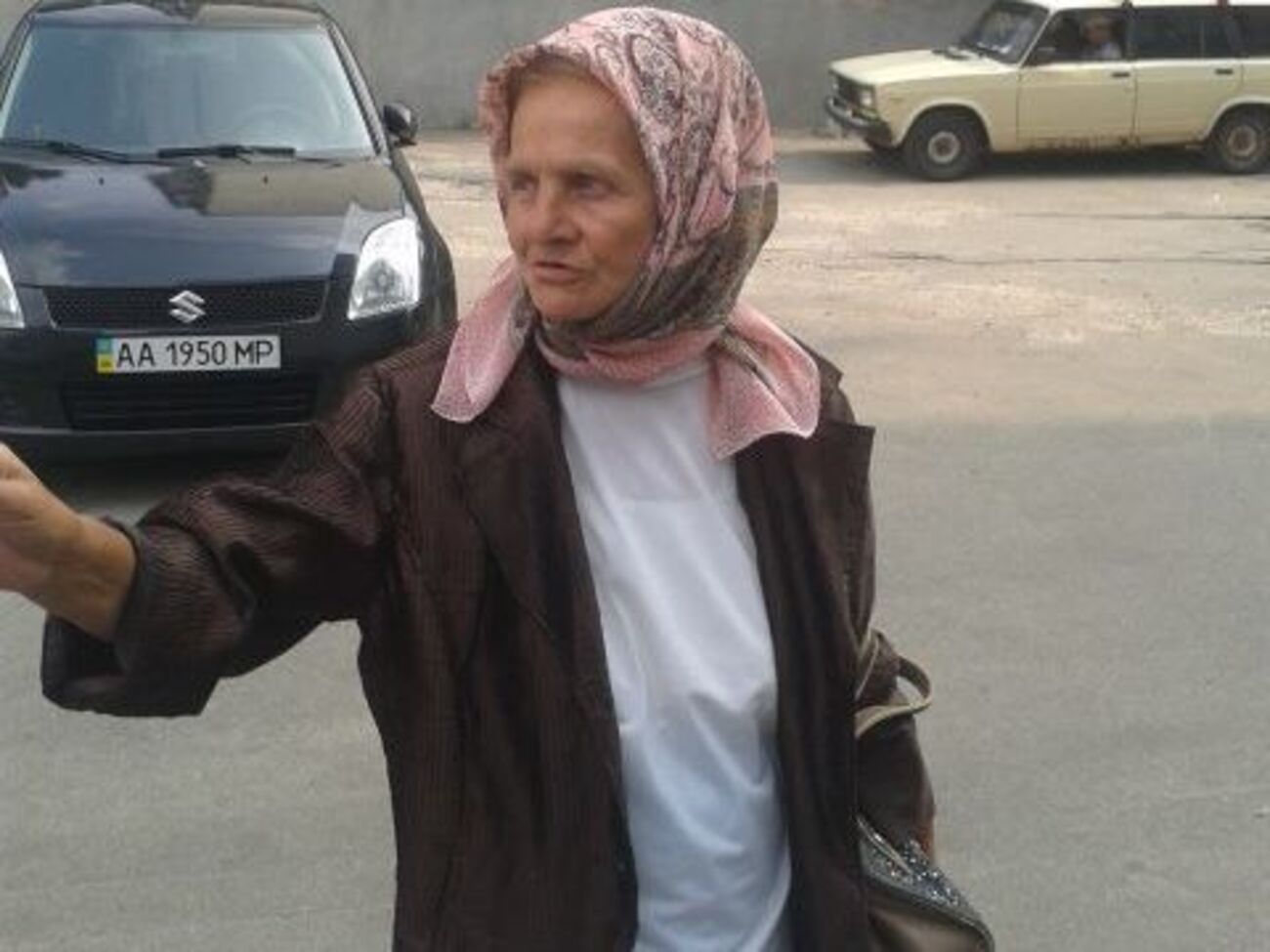 Татьяна Романова:&nbsp;Видим таких бабушек &ndash;&nbsp;не идем на конфликт, звоним на 102, фотографируем