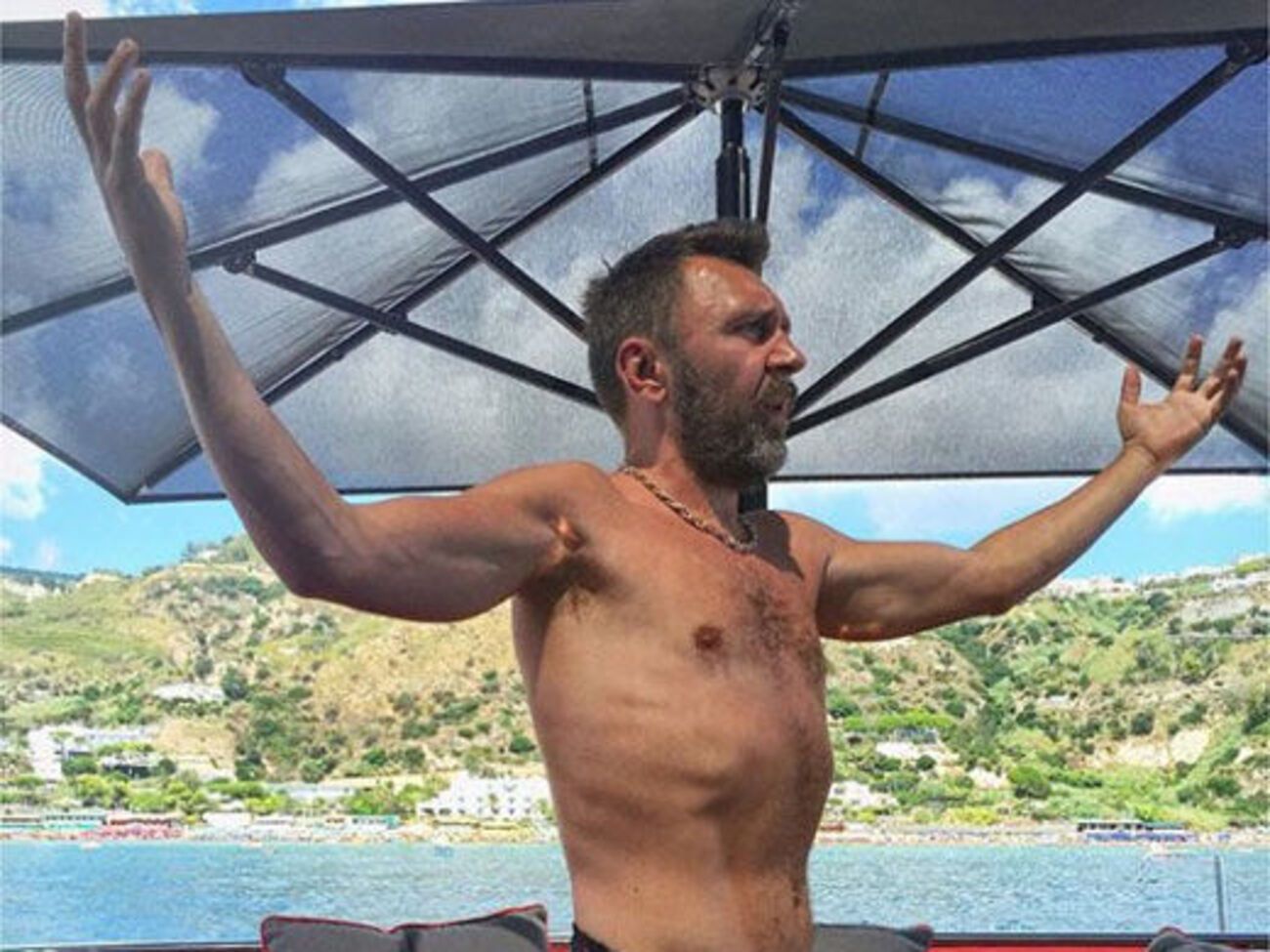 Шнуров:&nbsp;Не помню, сколько было лет, мы так отчаянно любили