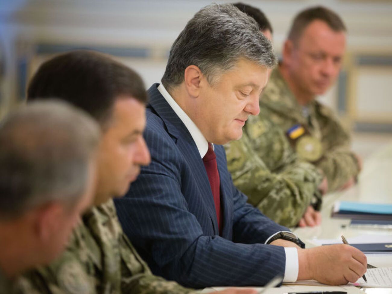 Порошенко: Сегодня в жизни украинского спецназовца важное и торжественное событие
