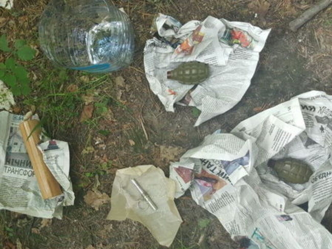 В Святошинском районе Киева полицейские нашли два муляжа гранат