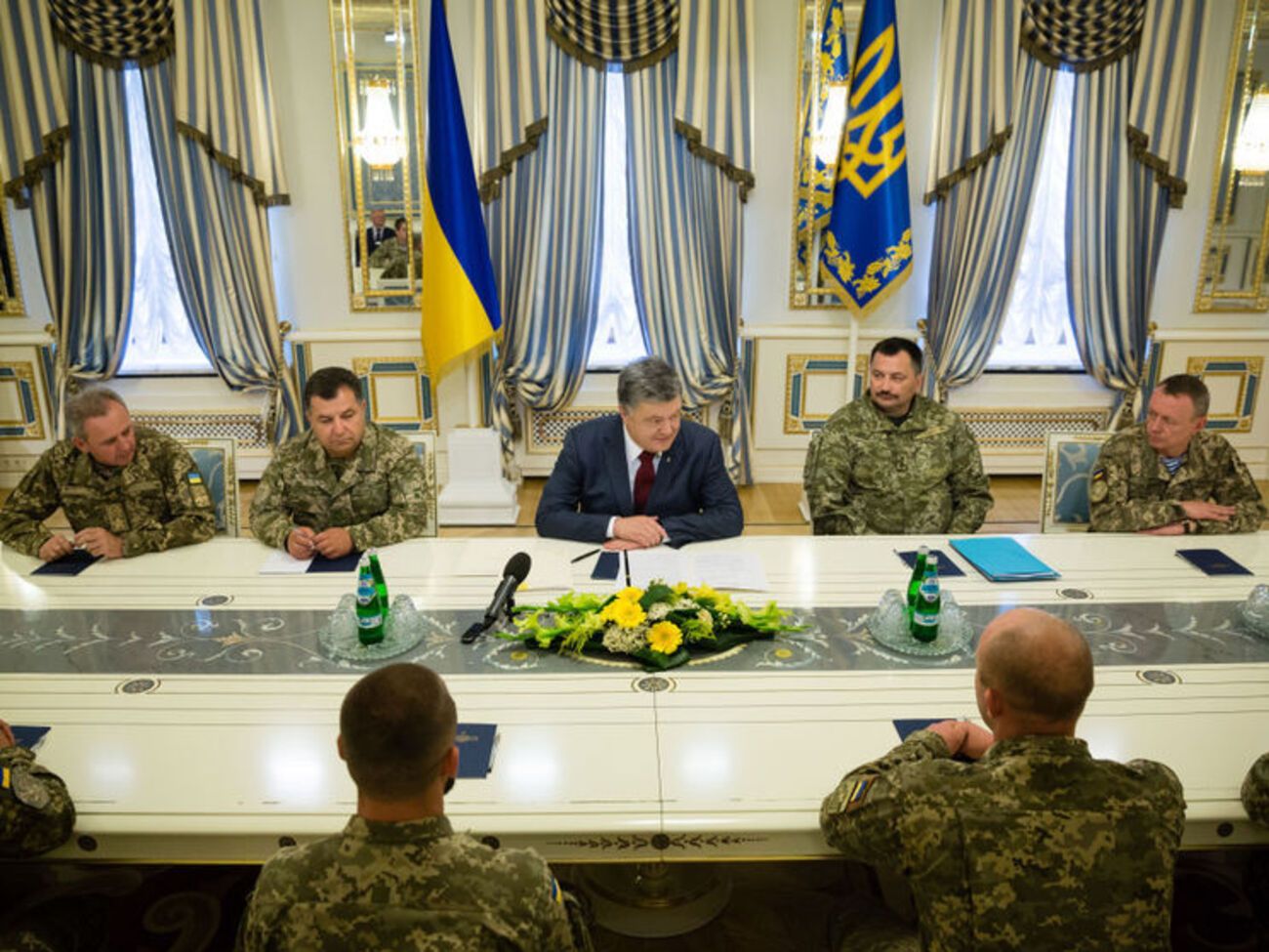 Порошенко: У украинского спецназа есть не только свой закон, но и свой день