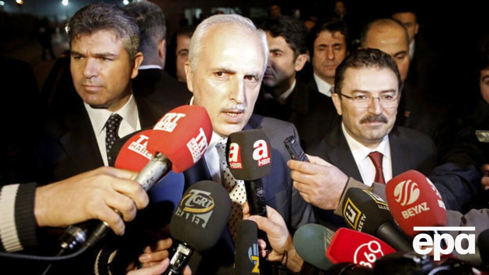 Мутлу (в центре) был губернатором Стамбула с 2010-го по 2014 год