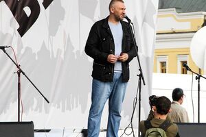 Фейгин :Это представления мужчин лет 30-35, но мозги у них уже совершенно загажены