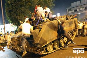 В ходе попытки военного переворота в Турции погибло 265 человек