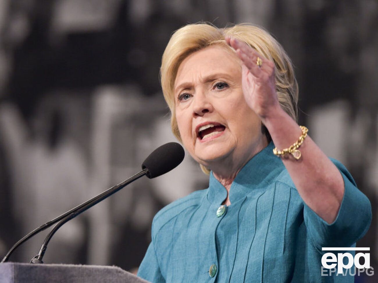 Клинтон поборется за президентский пост