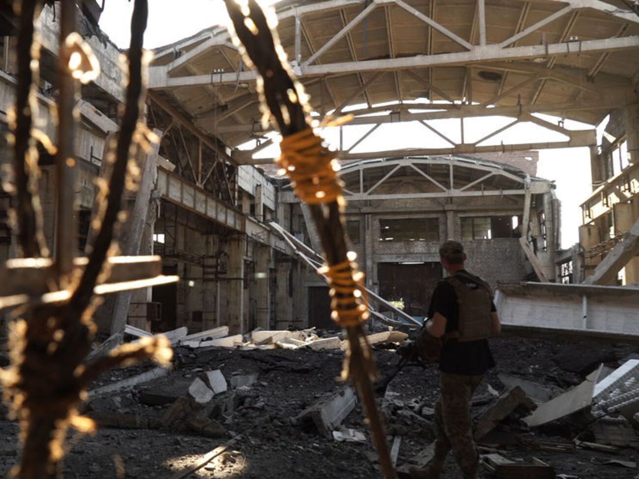 Ангар в Авдеевской промзоне