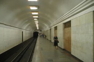 Из-за крестного хода "Арсенальная" может изменить режим работы