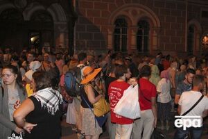 В Киев собирались поехать около 500 верующих