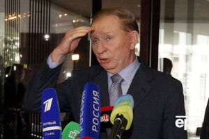 Кучма принимает участие в заседании дистанционно