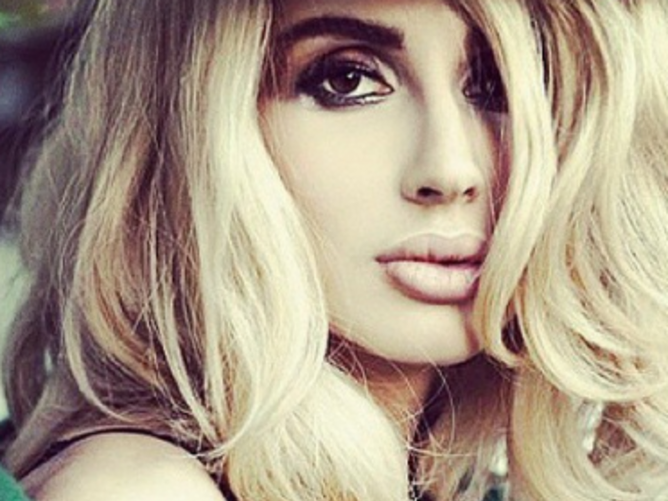 Loboda опубликовала черно-белые снимки в микроблоге