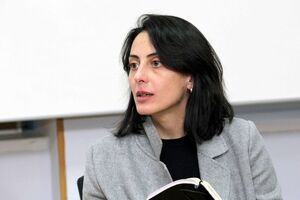 Деканоидзе: Движение будет перекрыто до тех пор, пока будет большая колонна
