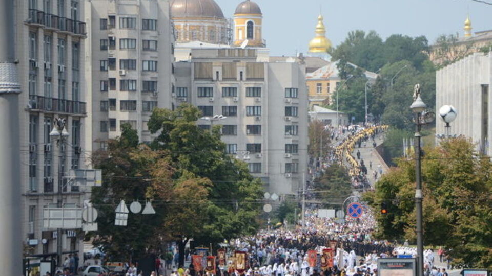 В УПЦ МП назвали число участников крестного хода в Киеве
