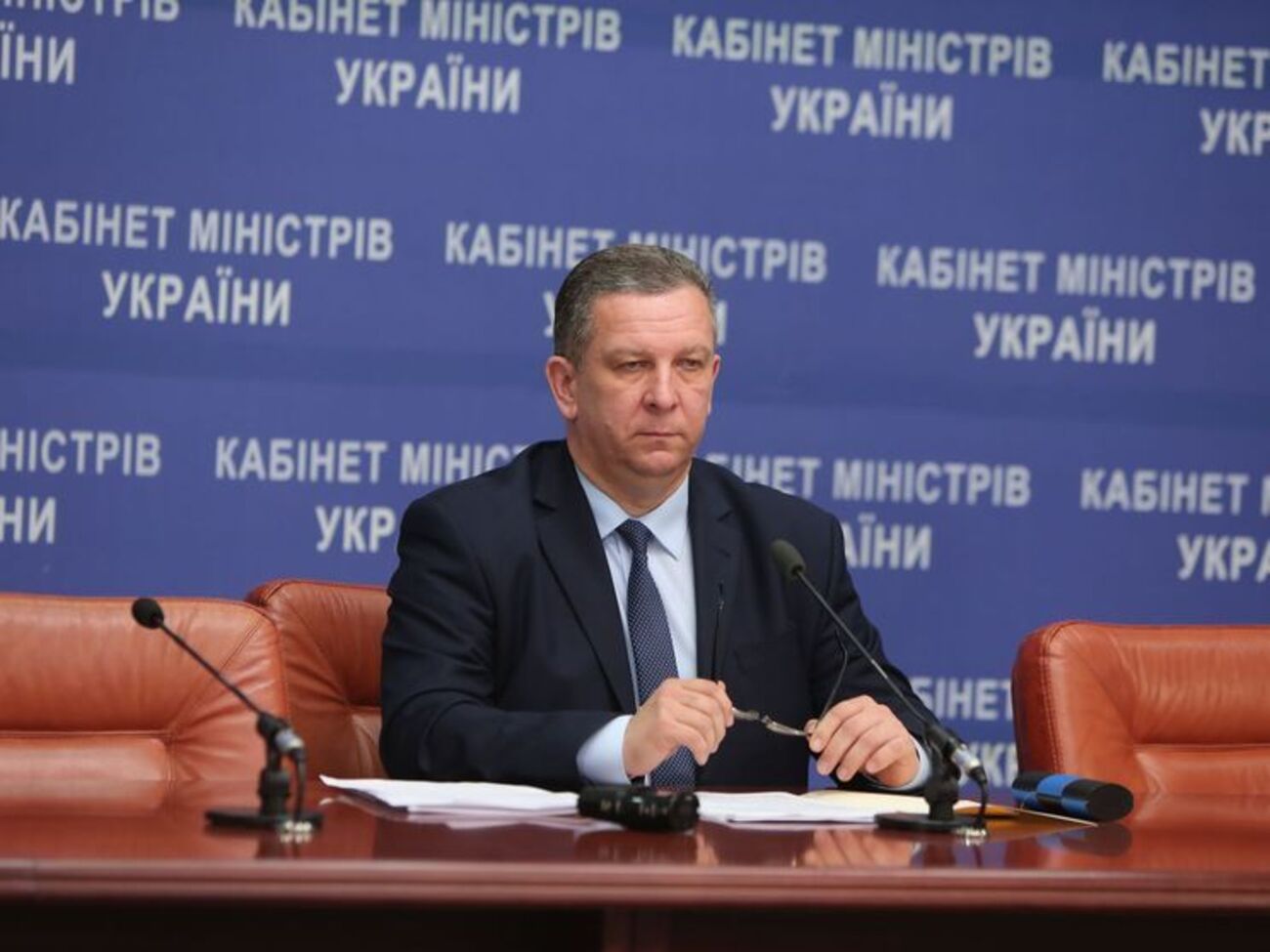 Рева: Родители Захарченко являются гражданами Украины