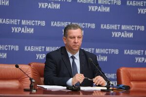 Рева: Родители Захарченко являются гражданами Украины