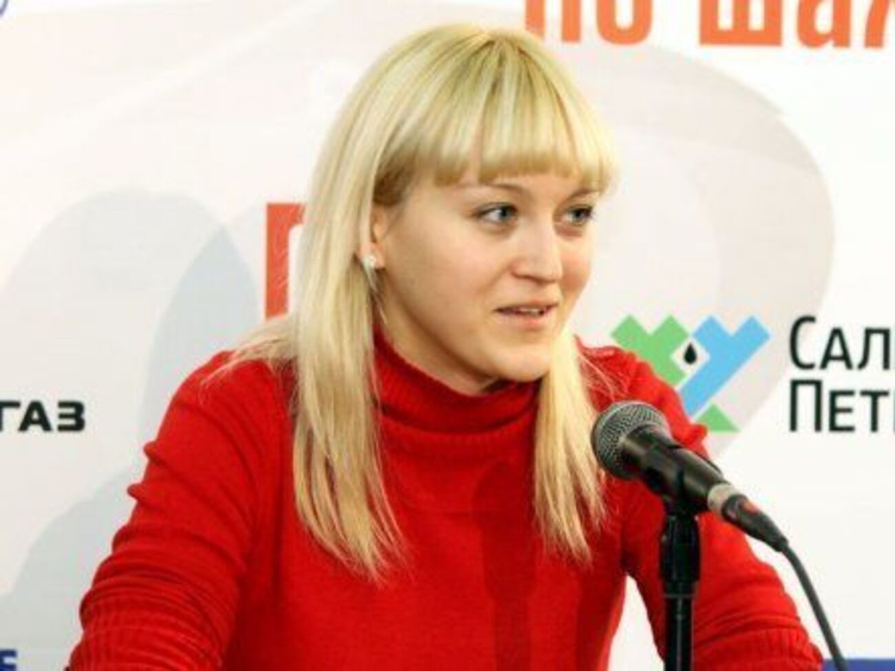 По мнению тренера, стесненные жилищные условия и суды отвлекают Анну Ушенину от спорта