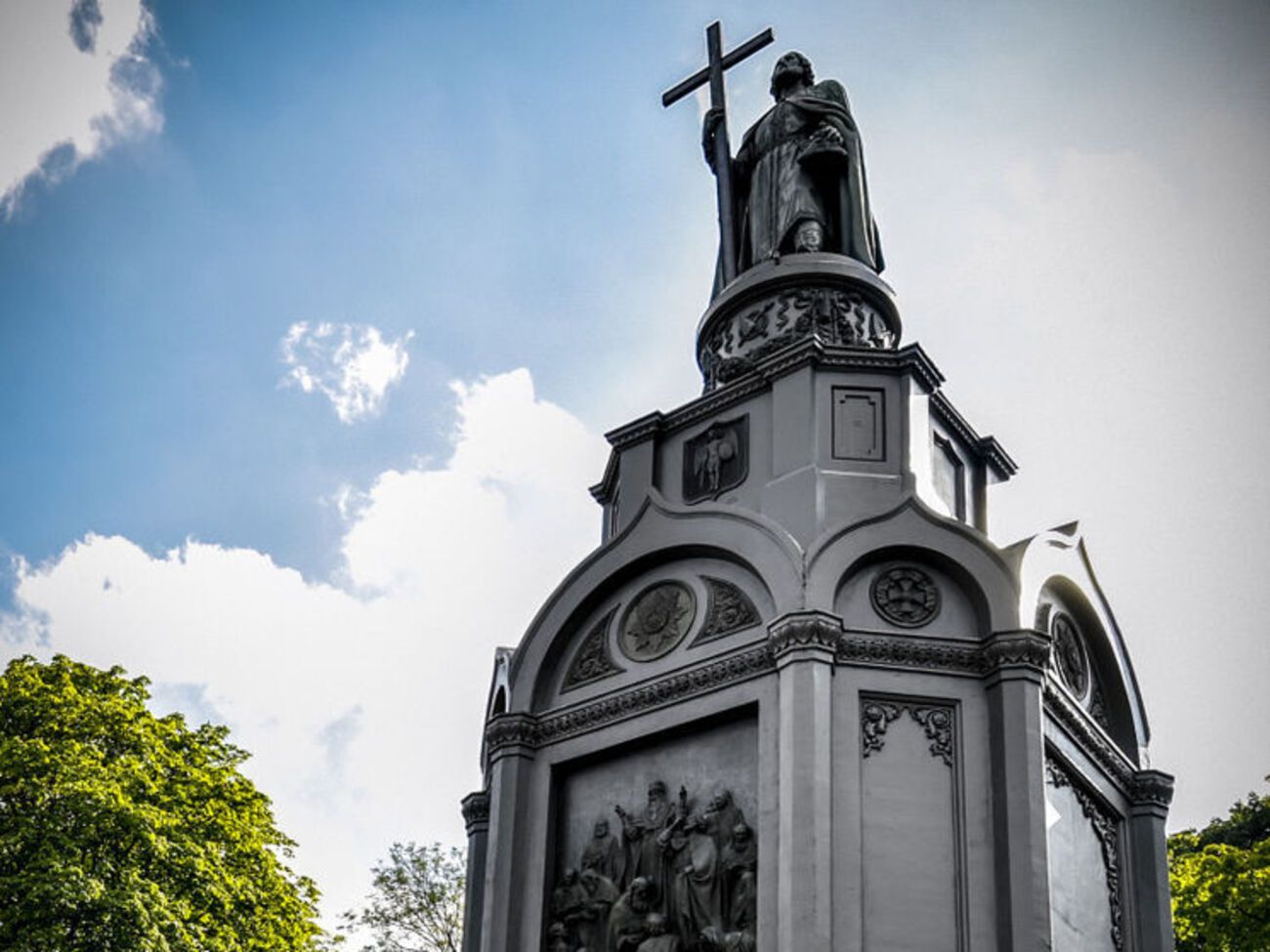 Порошенко выступил на Владимирской горке