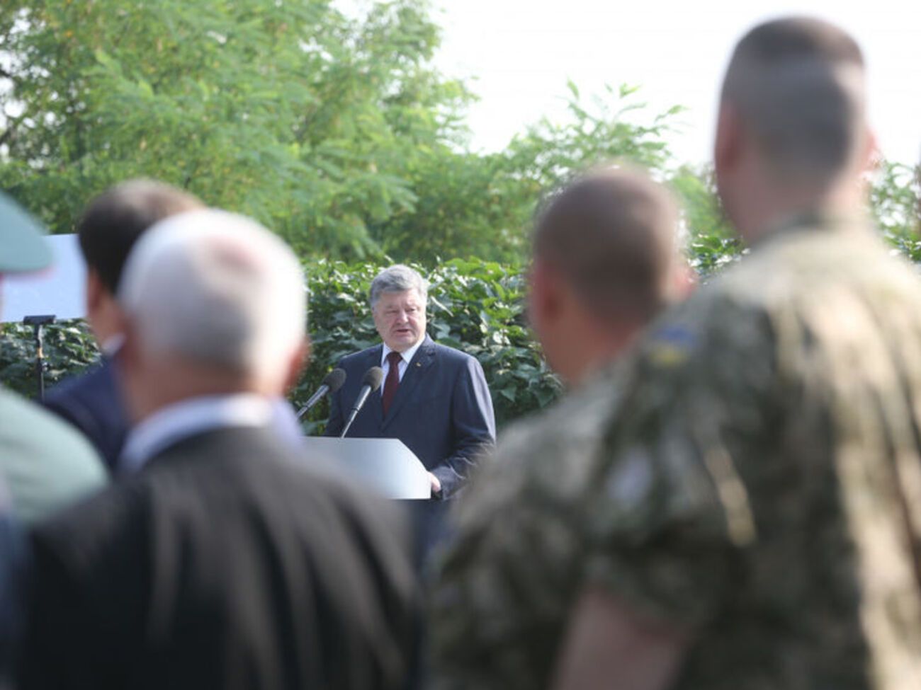 Порошенко: То, что происходит сейчас на востоке Украины, называется нашествием чужаков