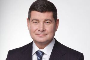 Подозрение для Онищенко передали его адвокатам и родственникам
