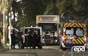 В этом месяце в Ницце грузовик въехал в толпу людей, погибли 84 человека