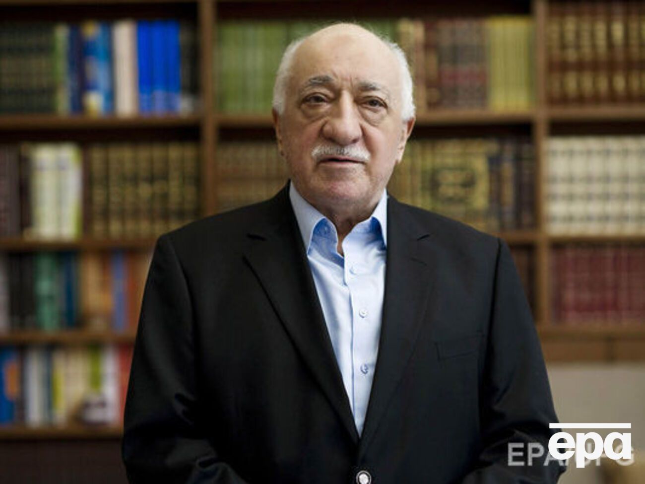 Гулен просит США не выдавать его Турции