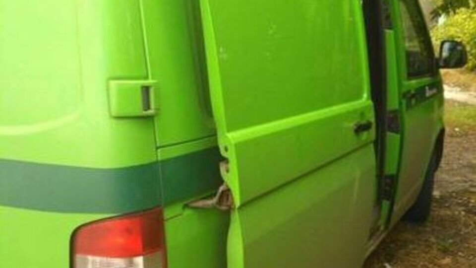 В "ПриватБанке" полагают, что грабители могли спрятать кассеты с наличными недалеко от места, где бросили машину