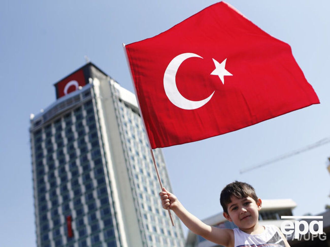 Вместо почти 1,5 млн россиян в первые шесть месяцев 2016 года в Турции отдохнули около 184 тысяч туристов из РФ