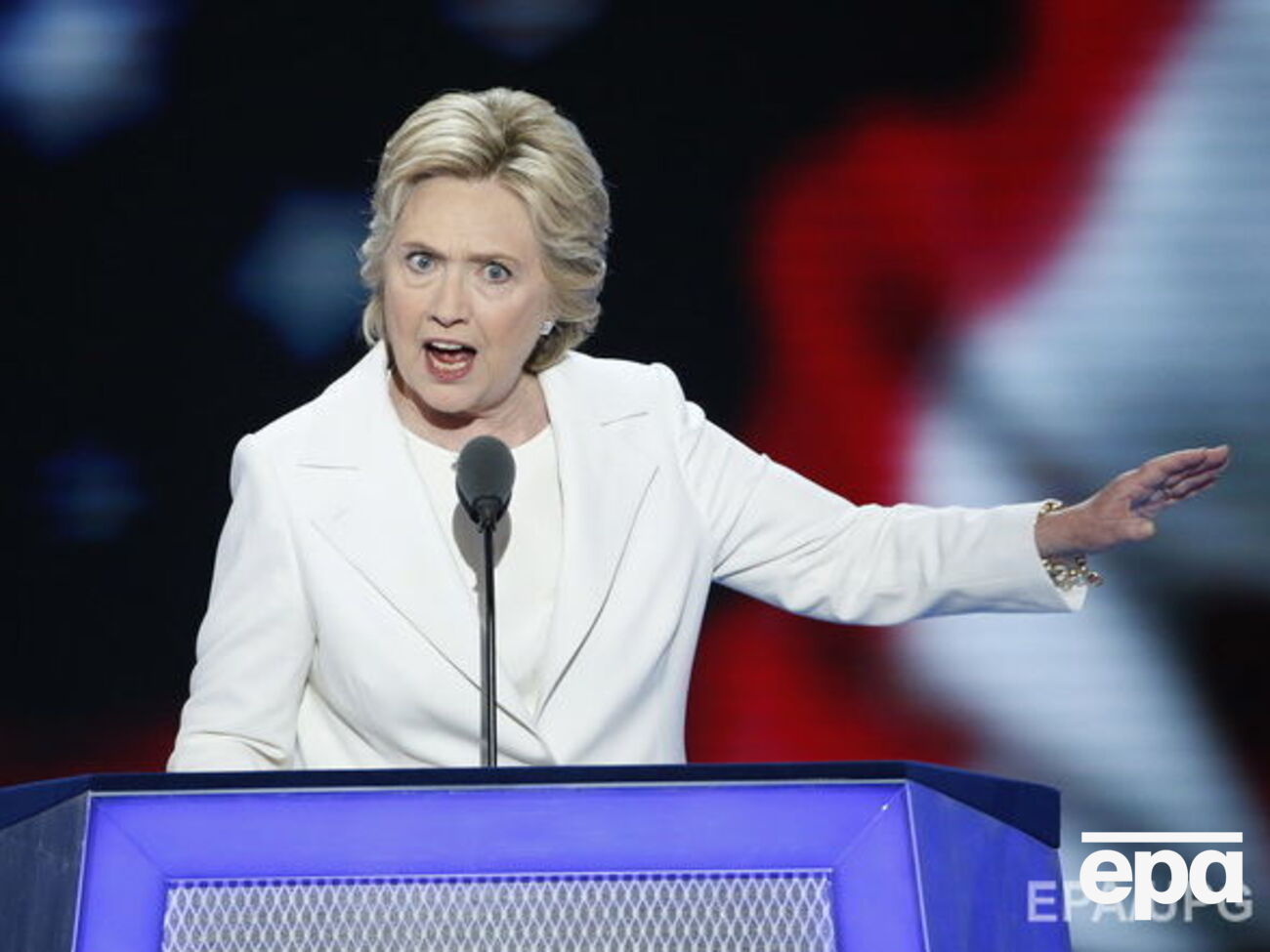 Клинтон призвала избирателей объединиться против Трампа