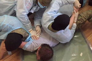 Биологические образцы у Медведько и Полищука брали принудительно