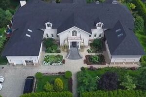 Экс-руководитель таможенной службы РФ Андрей Бельянинов жил в особняке открыто