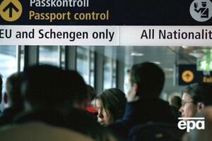 Объявленного в розыск россиянина задержали на паспортном контроле