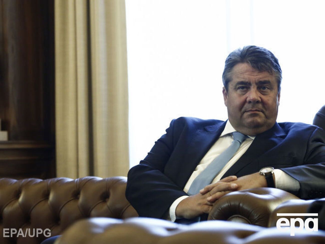 Габриэль призвал придерживаться жесткой линии при переговорах с британским правительством