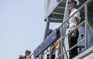 Присвоение кораблю имени офицера Юрия Олефиренко обусловлено его особыми заслугами перед Родиной