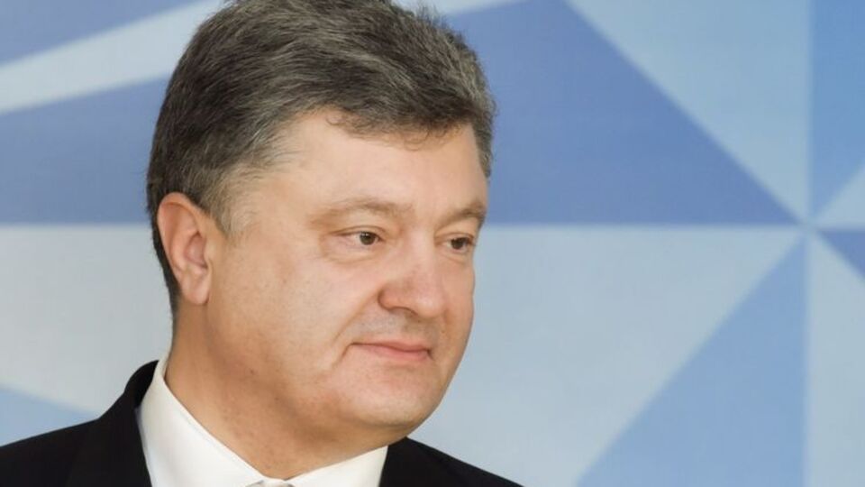 Порошенко (на фото) наградил Жадана за книгу "Месопотамия"
