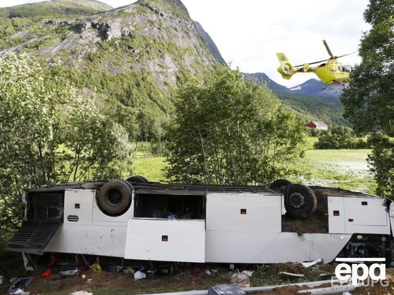 Правоохранители устанавливают причины ДТП