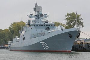 Россия переправляет свои фрегаты в Крым