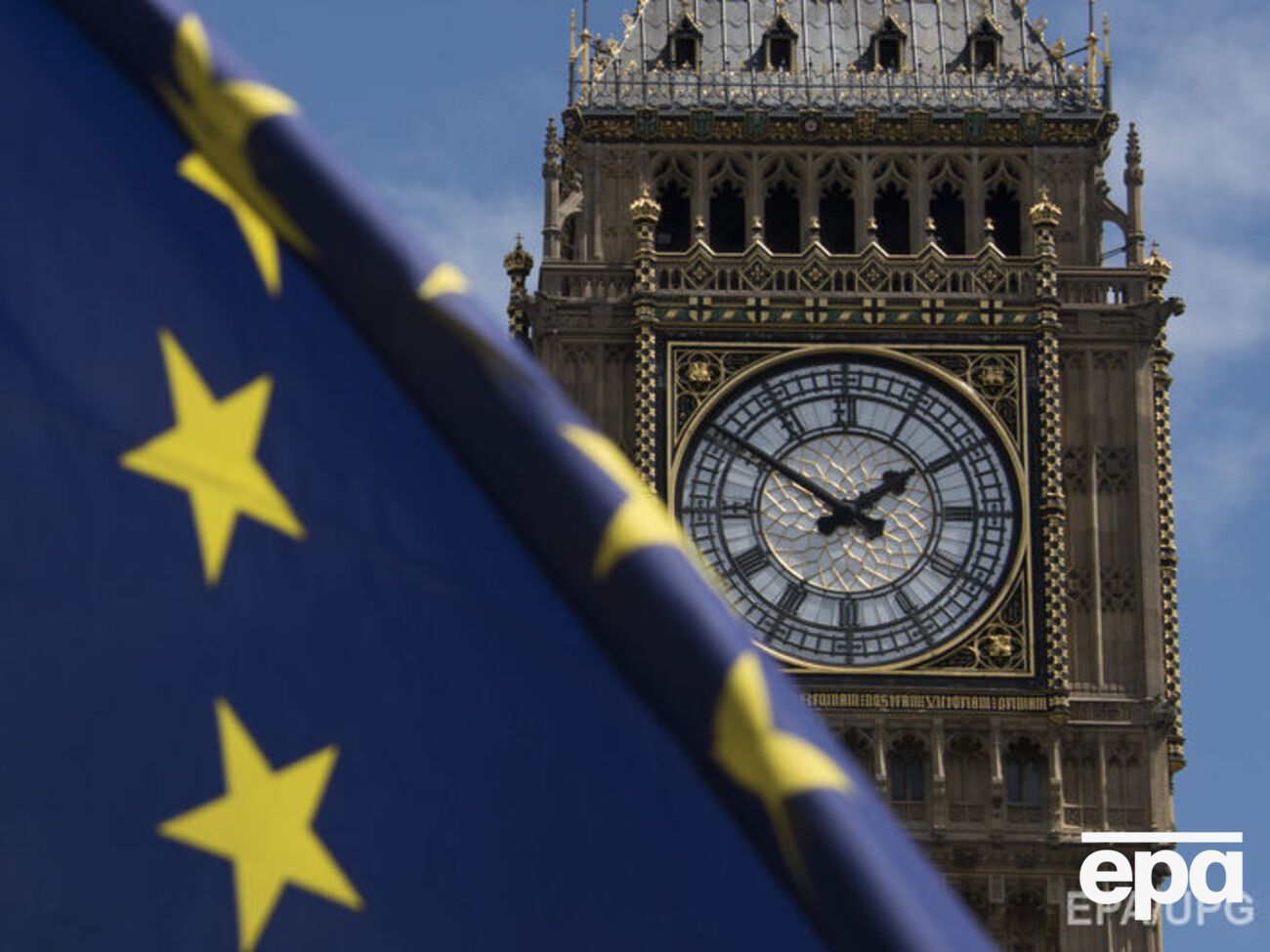 Юристы требуют провести Brexit в соответствии с законодательством Соединенного Королевства